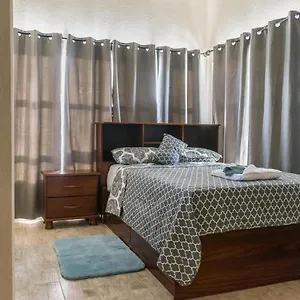 Apartment Cozy Studio With Free Parking On Premises., Grand Anse